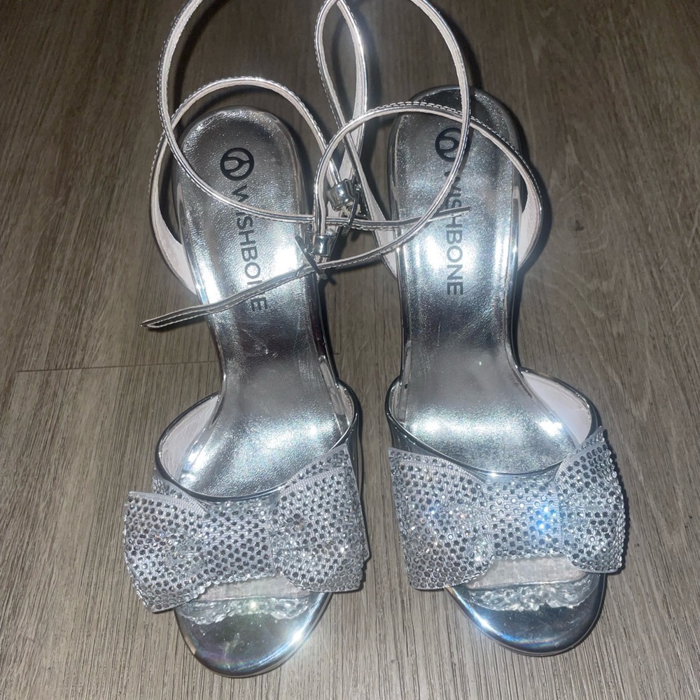 Wishbone Silver Rhinestone Bow Heels